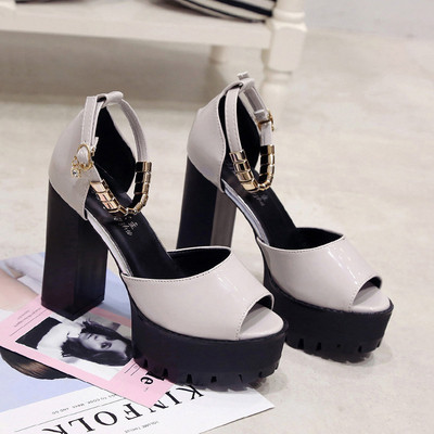 Pantofi de dama extravaganti cu toc in trei culori