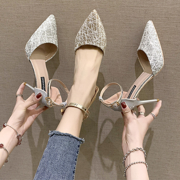 Pantofi de dama eleganti cu toc in doua culori - model ascutit