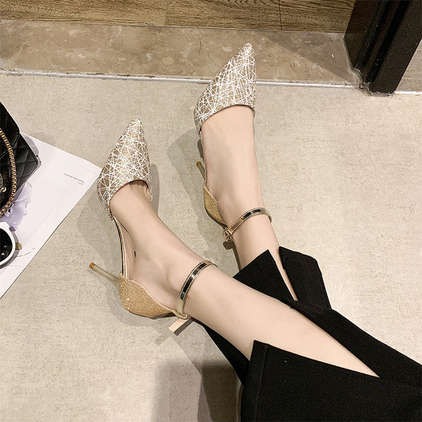 Pantofi de dama eleganti cu toc in doua culori - model ascutit