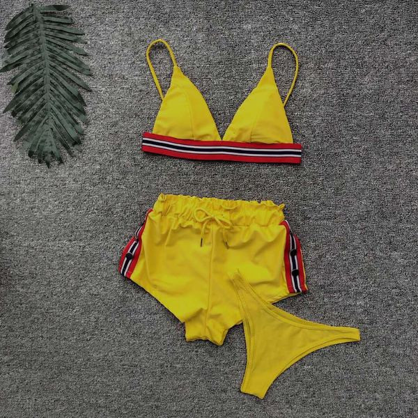 Модерен бански костюм от три части в няколко цвята