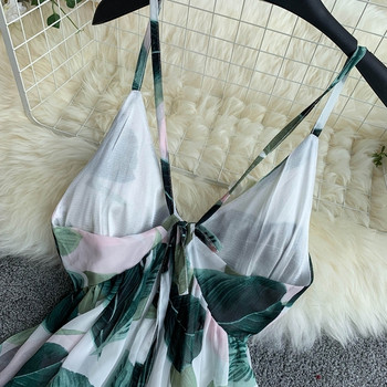 Дамска дълга рокля с флорален десен и тънки презрамки