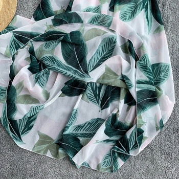 Дамска дълга рокля с флорален десен и тънки презрамки