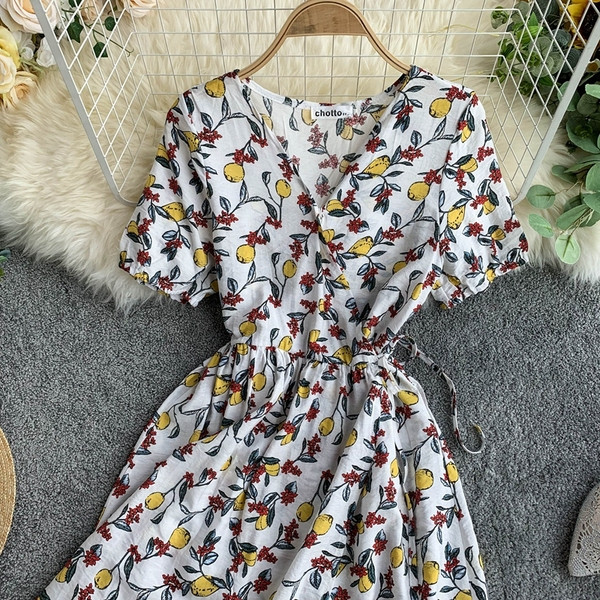 Дамска модерна  рокля с V-образно деколте в два цвята