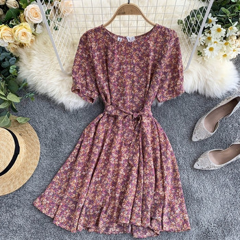 Дамска рокля с колан и флорален мотив в три цвята