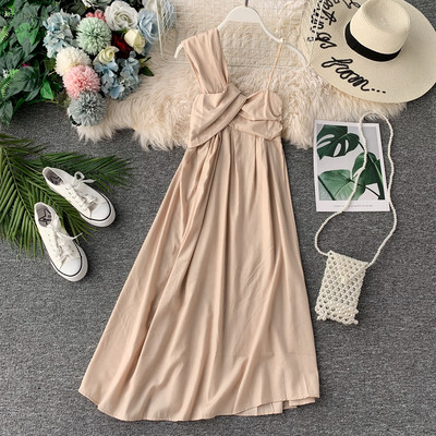 Стилна дълга рокля с една презрамка в различни цветове