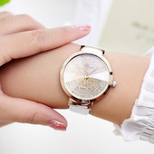 Модерен дамски часовник-в няколко цвята