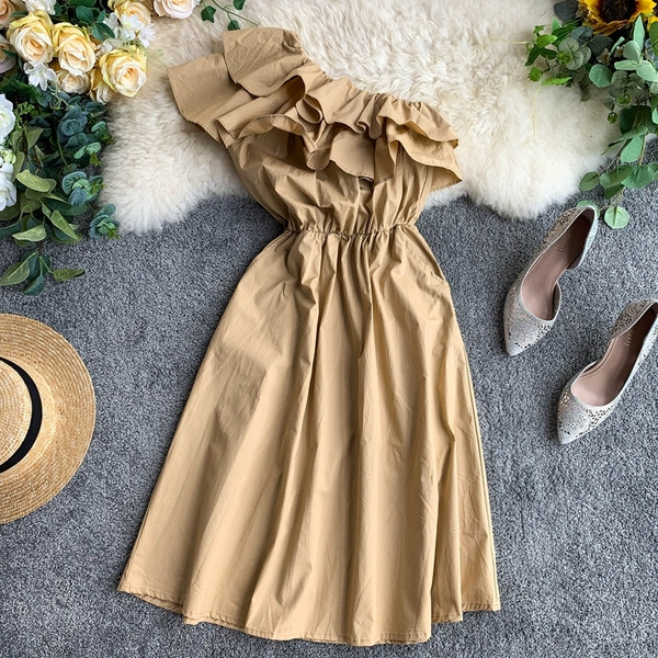 Дамска модерна рокля с една презрамка в четири цвята