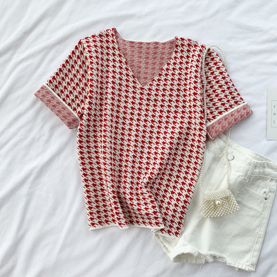 Дамска блуза с къс ръкав с V-образно деколте