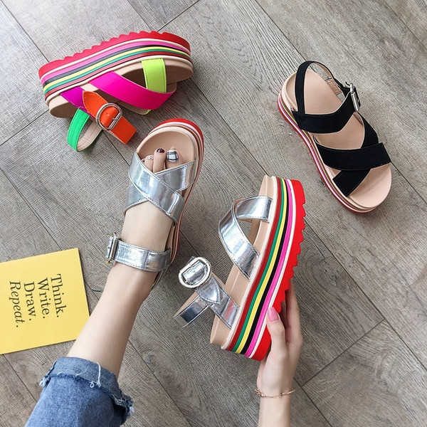 Модерни дамски сандали от еко кожа с платформа в три цвята