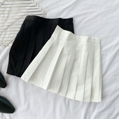 Дамска къса пола в бял и черен цвят