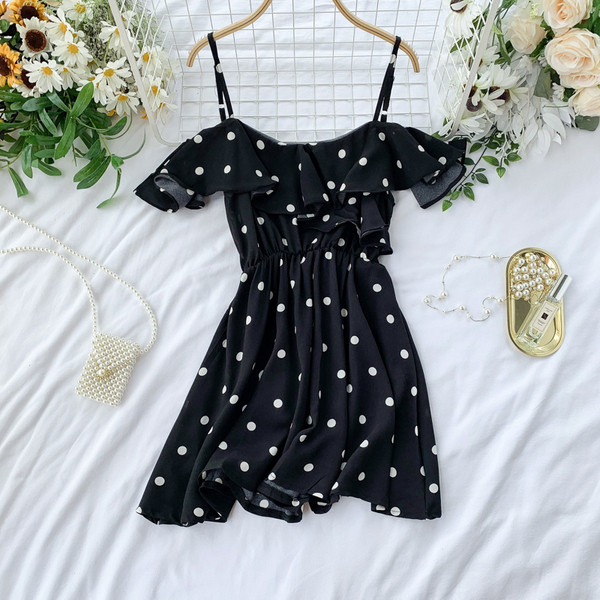 Дамска рокля на точки в два цвята