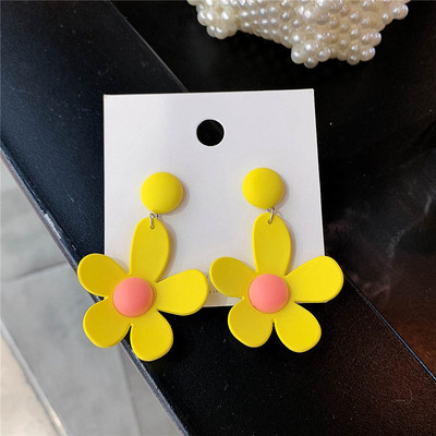 Дамски обеци с формата на цвете-четири цвята