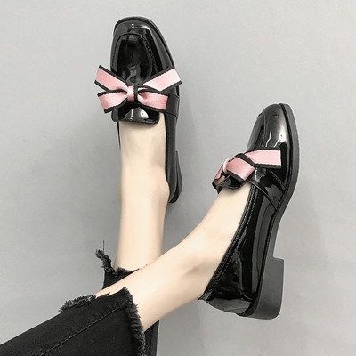 Стилни дамски мокасини с панделка в черен цвят