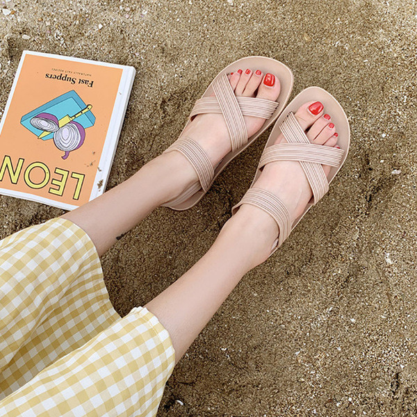 Ежедневни дамски сандали с равна подметка в различни цветове