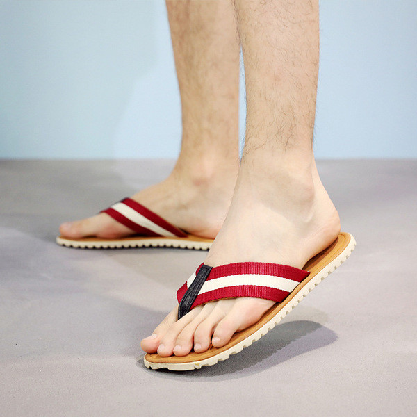 Мъжки чехли през пръсти в няколко цвята