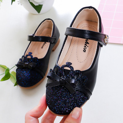 Стилни детски обувки в три цвята с панделка и камъни