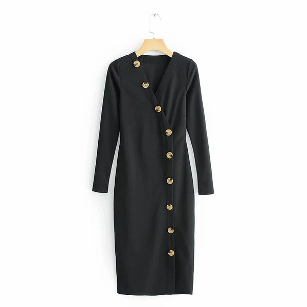 Дамска вталена рокля с копчета по цялата дължина в черен цвят