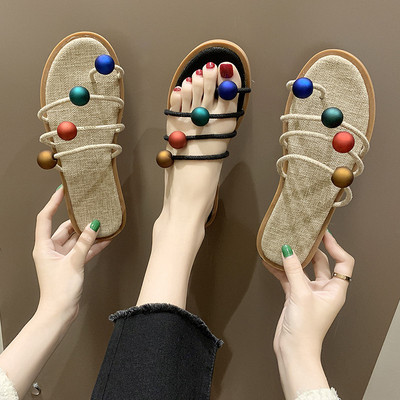 Ежедневни дамски чехли с цветни топчета в два цвята