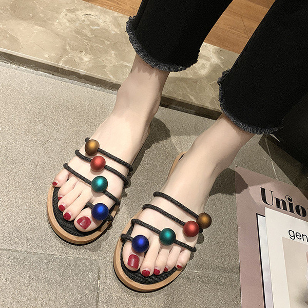 Ежедневни дамски чехли с цветни топчета в два цвята