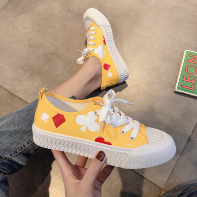 Ежедневни дамски кецове в три цвята с връзки и цветна апликация