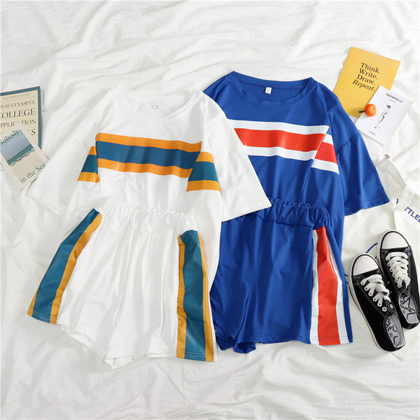 Летен дамски комплект от две части в бял и син цвят