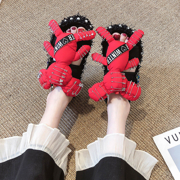 Ежедневни дамски чехли с 3D елемент в четири цвята и равна подметка