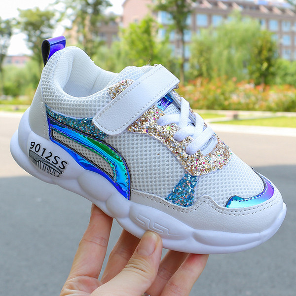 Нов модел детски маратонки-в два цвята за момичета