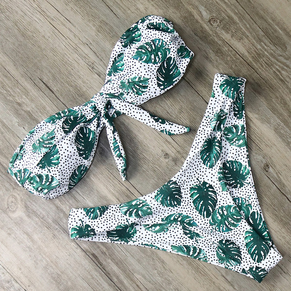 Модерни дамски бански от две части в няколко разцветки 