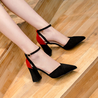 Стилни дамски обувки с дебел ток в два цвята