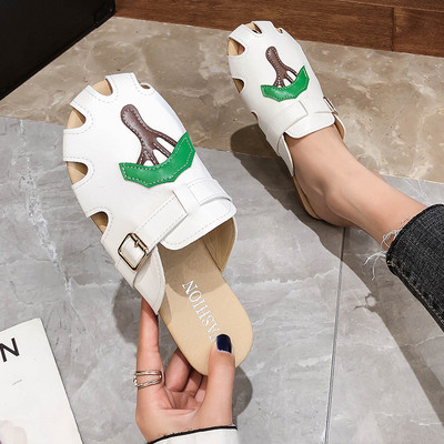 Ежедневни дамски чехли от еко кожа с апликация в бял и зелен цвят