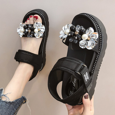 Дамски модерни сандали с равна подметка и камъни