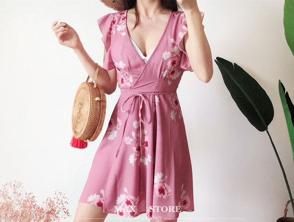Дамска лятна рокля от шифон с V-образно деколете