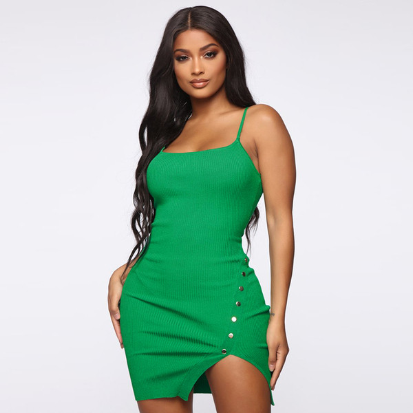 Модерна дамска рокля Slim модел с тънки презрамки в зелен и червен цвят