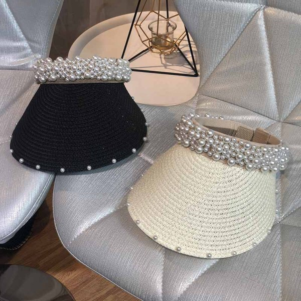 Стилна дамска козирка в перли в няколко цвята