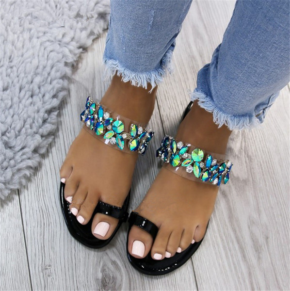 Ежедневни дамски чехли с равна подметка и цветни камъни