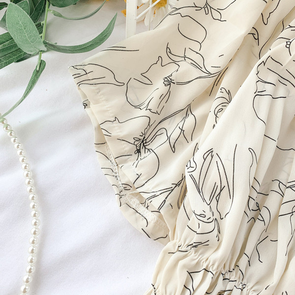 Модерна дамска блуза с къс ръкав и голи рамене в два цвята