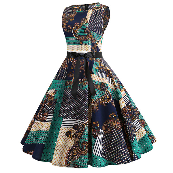 Стилна дамска цветна рокля с О-образно деколте 