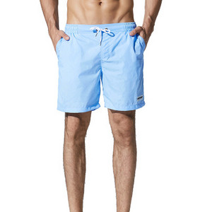 Costum de baie modern pentru bărbați cu buzunar și cravate în mai multe culori