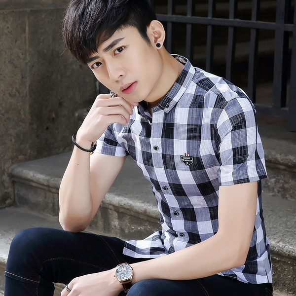 Cămașă bărbați în carouri în două culori cu mâneci scurte și emblemă