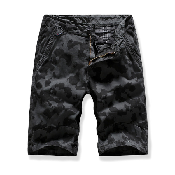 Pantaloni 3/4 de camuflaj pentru barbati in mai multe culori