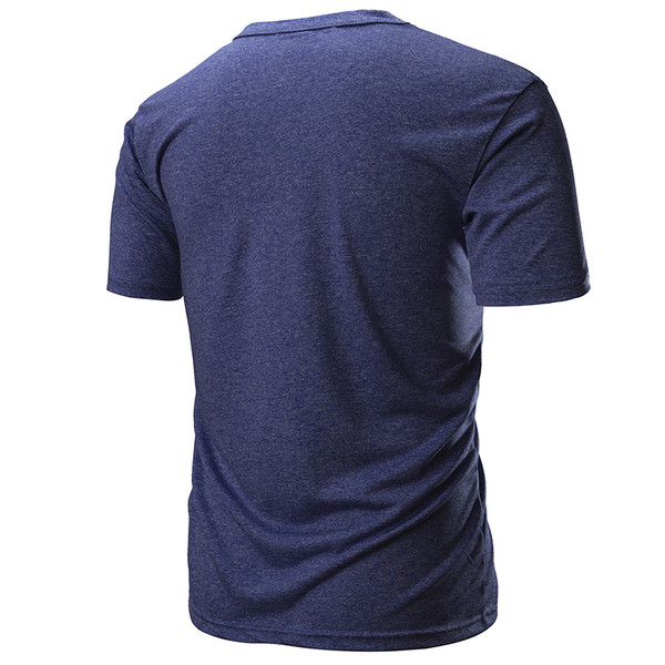 Tricou barbatesc model simplu in trei culori