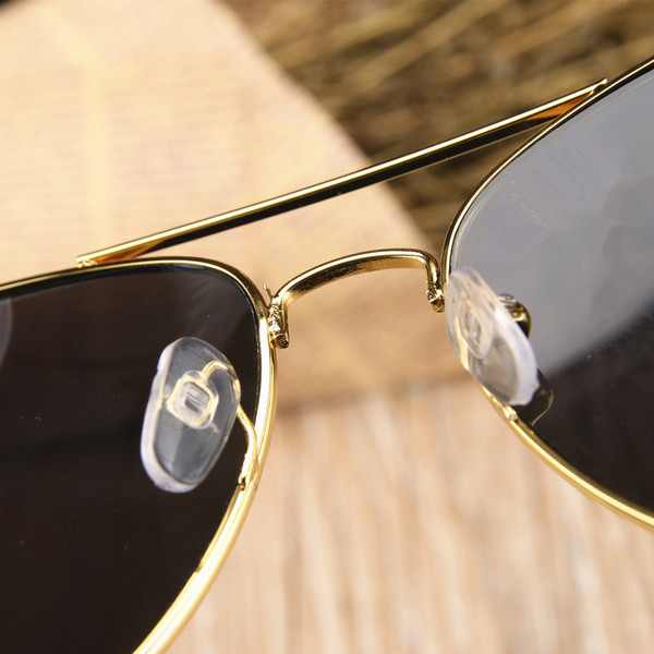 Ochelari de soare moderni pentru bărbați cu lentile colorate