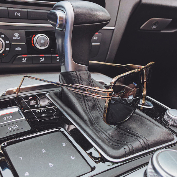 Model nou de ochelari de soare pentru bărbați în mai multe culori