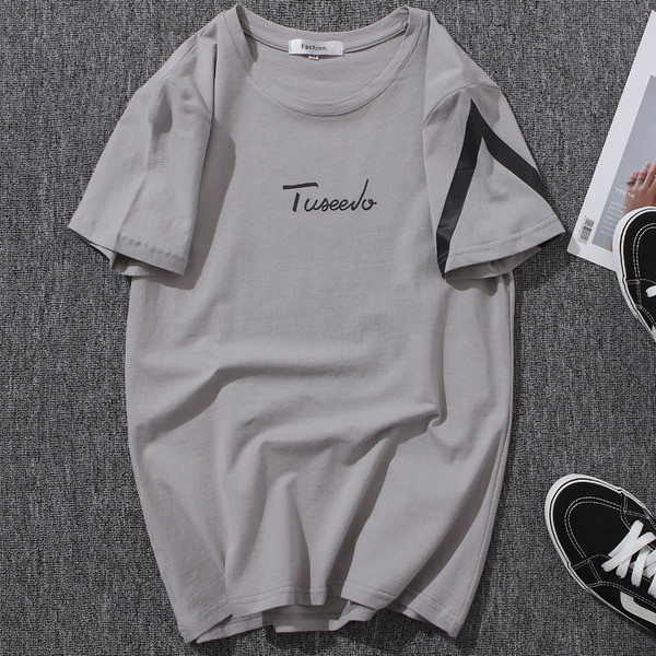 Tricou casual barbatesc in trei culori cu aplicatie