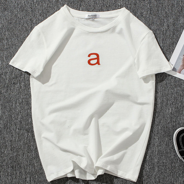 Tricou pentru bărbați actual în trei culori cu decolteu O și aplicație