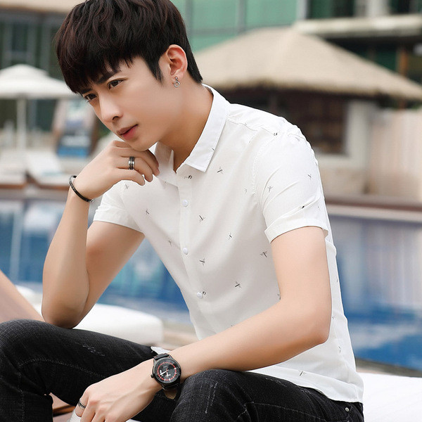 Актуална мъжка риза с къс ръкав в бял и сив цвят 