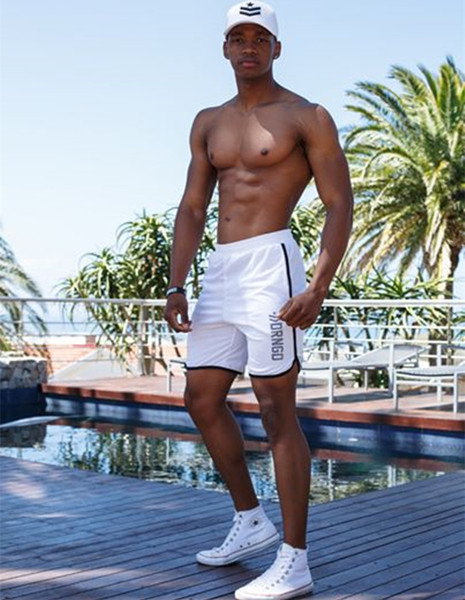 Pantaloni scurți casual pentru bărbați cu inscripție în mai multe culori