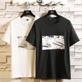 Tricou casual barbatesc alb si negru cu aplicatie