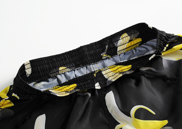 Costum de baie pentru bărbați model nou negru cu aplicație banană