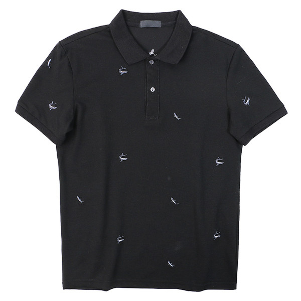 Bluză bărbătească cu mâneci scurte și broderie în trei culori